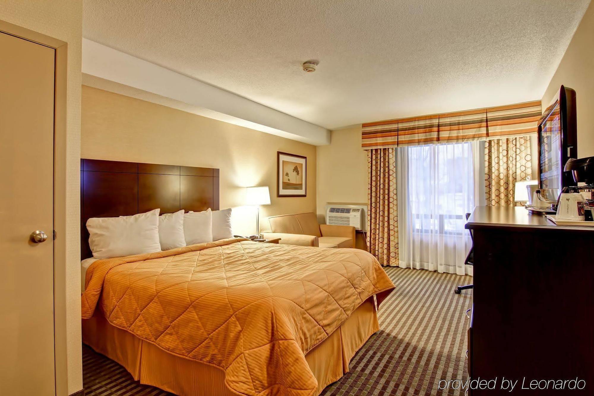 Comfort Inn East Scarborough Toronto Exterior photo